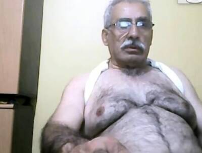 Grandpa jerking off ass show on vidfreenow.com