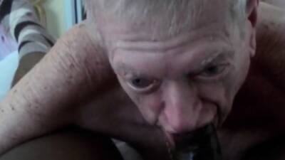 Grandpa sucks and eats cum on vidfreenow.com