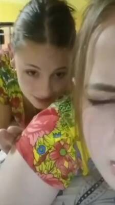 Married Teen On Periscope Shows Her Friend Titties on vidfreenow.com