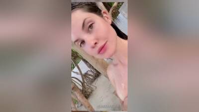 Nude Outdoor Shower Video Leaked on vidfreenow.com