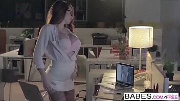 Babes - Office Obsession - (Jay Smooth, Veronica Vain) - Twerking 9-5 on vidfreenow.com