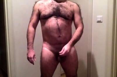 Daddy bear strips on vidfreenow.com