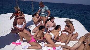 Russian girls hardcore orgy on the boat - Russia on vidfreenow.com