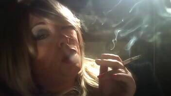 BBW Domme Tina Snua Smoking A Cigarette Deep Between Fingers With Drifting - Britain on vidfreenow.com