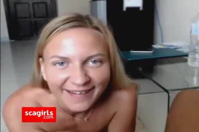 BLONDE WITH GREAT EYES GIVES BLOW JOB on vidfreenow.com