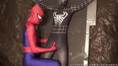 Spiderwoman Gets Betrayed By Spiderman on vidfreenow.com