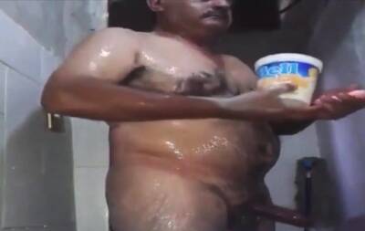 Str8 pakistani daddy shower time - Pakistan on vidfreenow.com