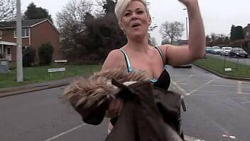 Dexy milf pisses herself in public and shows her ass to passing cars - Britain on vidfreenow.com