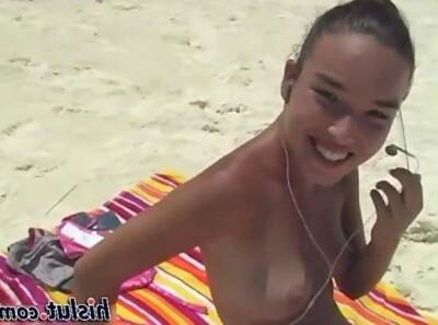 She is a sweet teen at the beach having fun on vidfreenow.com