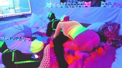 Sexyneonkitty Blowjob After Pegging Screwme-doo Live on vidfreenow.com