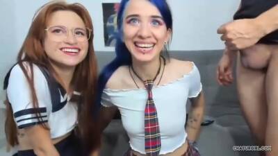 2 Girls Gives A Handjob And Blowjob During A College Fuck Fest Party on vidfreenow.com