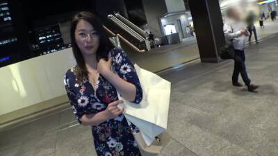 She came in clothes with full cleavage - Japan on vidfreenow.com