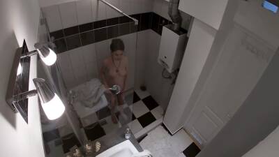 Hidden Cam - Spying My Stepsister In The Shower - Italy on vidfreenow.com