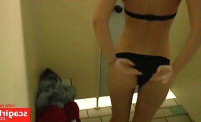 Amateur teen fuck in the changing room on vidfreenow.com