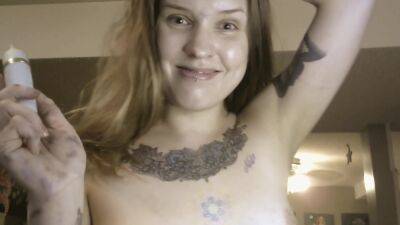 Crazy Lady Beth Chats To You And Vapes Nude on vidfreenow.com