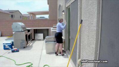 Party dude ass fucks big tit milf inspector on vidfreenow.com