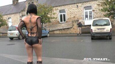 Exhib Big Boobed And Tattooed Mommy - France on vidfreenow.com