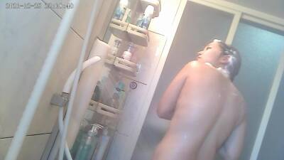 Japanese beautiful wife in shower voyeur - Japan on vidfreenow.com