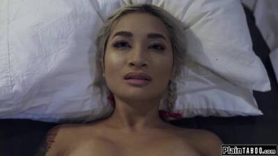 Asian lures counselor into fucking her on vidfreenow.com