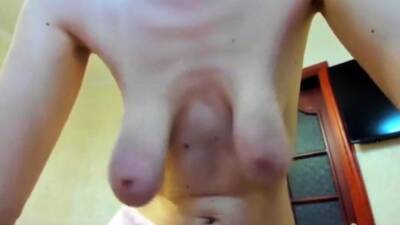 Saggy Tits Play on vidfreenow.com