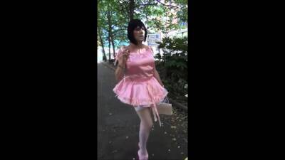 Donna Sissy Slut Public Walk on vidfreenow.com