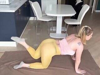 SEXY YOGA on vidfreenow.com