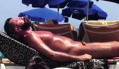 Str8 spy daddy bear at the beach on vidfreenow.com