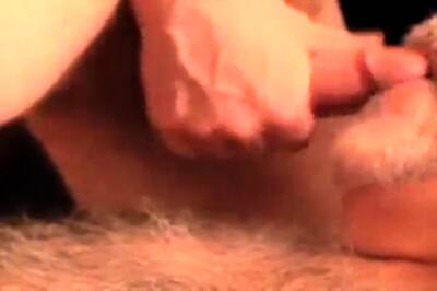 Daddy bear sucking cock and cumming on his beard on vidfreenow.com