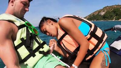 Thai teen giving blowjob on a jet ski - Thailand on vidfreenow.com