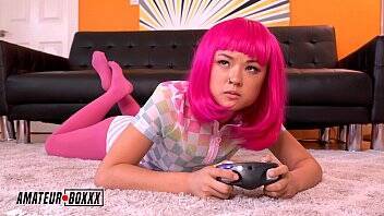 Amateur Boxxx - Gamer Girl Lulu Chu Orgasm By Step-Bro - Japan on vidfreenow.com