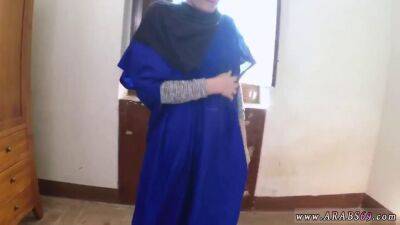 Indonesian muslim twenty-one yr older refugee in my motel bedroom for hook-up - Indonesia on vidfreenow.com