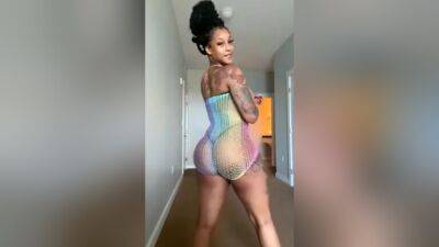 Some New Twerk$um on vidfreenow.com