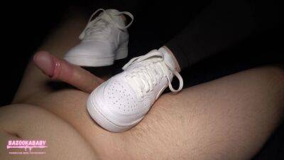 Girl Giving Shoejob And Footjob In Her New Nike Sneakers (custom Request) - Germany on vidfreenow.com