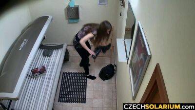 18 yo Playing With her Pussy in Solarium on vidfreenow.com