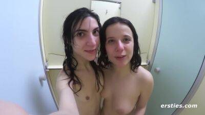 Sexy Babes Have Lesbian Fun In The Spa on vidfreenow.com