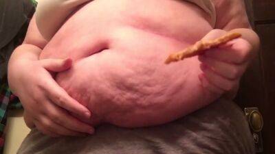 Jiggly Fat Belly Play With Burps on vidfreenow.com