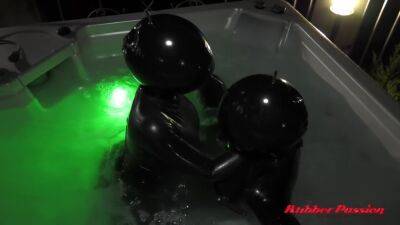 Rubberpassion - Rubberdolljacuzzi on vidfreenow.com