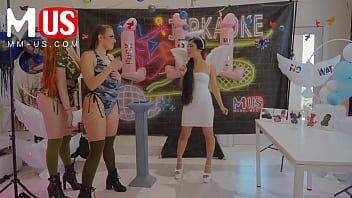 Jerkaoke - Lauren Phillips and Gia Derza Eat Each Other Out and Fuck - Usa on vidfreenow.com