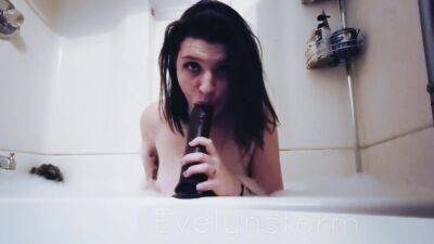 Sucking And Gagging On A Big Dildo In The Bathtub on vidfreenow.com