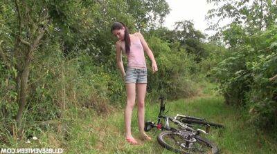 Cute skinny babe Mia Evans gets horny during bike riding on vidfreenow.com