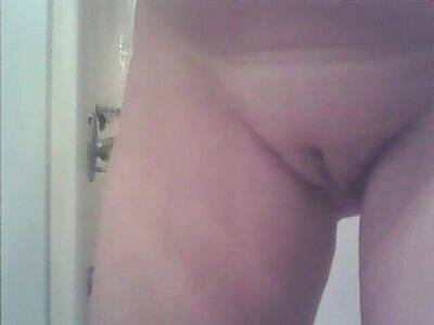 Up close MILF pussy and ass after shower. Hidden Cam on vidfreenow.com