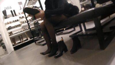 Candid legs in a shoe store - Russia on vidfreenow.com