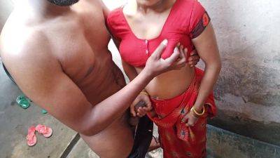 Hot Fucking Of Desi Indian Wife Outdoor Early Morning Sex In A Village - India on vidfreenow.com