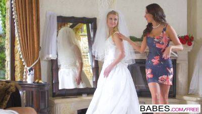 Sexy white wedding threesome on vidfreenow.com