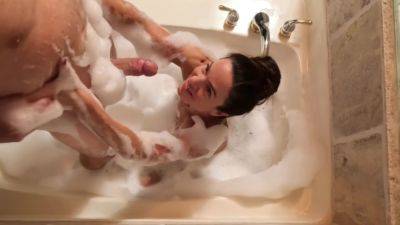 Stunning Burnete With Perfect Ass Having Passionate Foamy Sex In The Bathtub - Littlebuffbrunette on vidfreenow.com