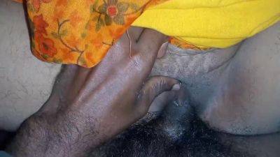 Bihari Bhabhi Winter Sex Video on vidfreenow.com