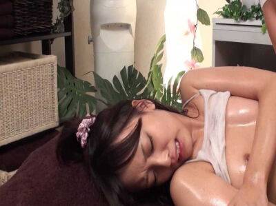 4 hour special. Massage in An Salon - Japan on vidfreenow.com