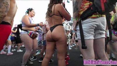 Phat ass Latina raver girl shaking her big ass cheeks at rave festival on vidfreenow.com