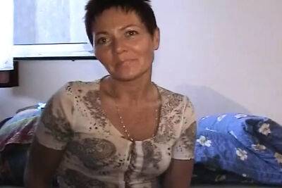 Old and short haired German lady dildoing her muff after a shower - Germany on vidfreenow.com