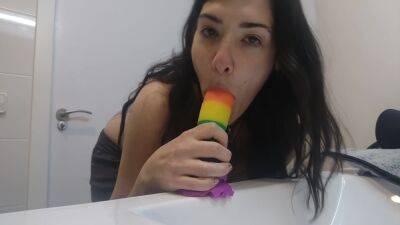 Joi. Estallas Tu Leche En Mi Boca on vidfreenow.com